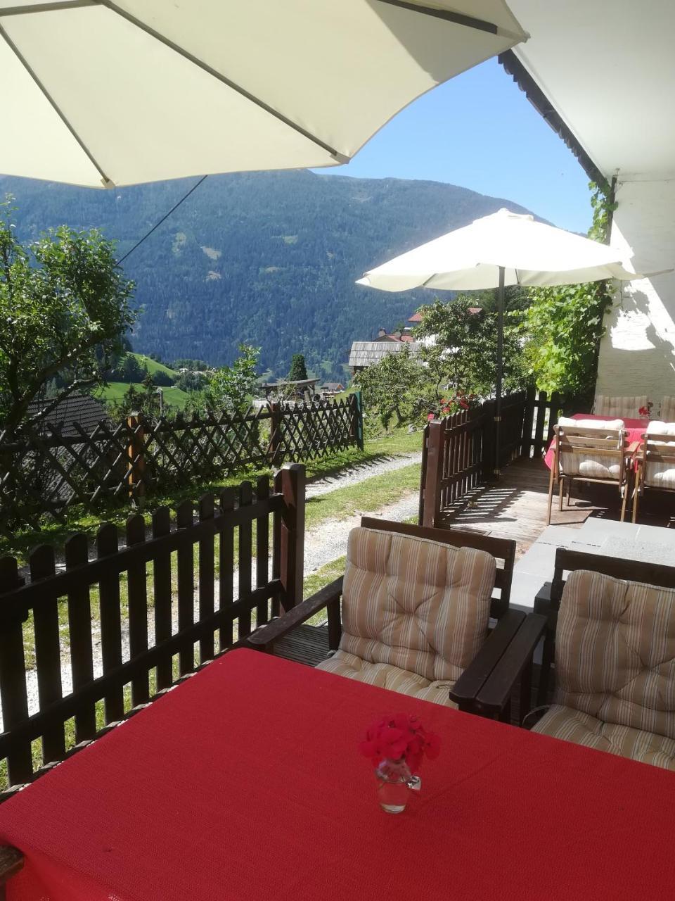 Chalet Catton Two Bedroom Appartement Near Bad Kleinkirchheim Radenthein Ruang foto